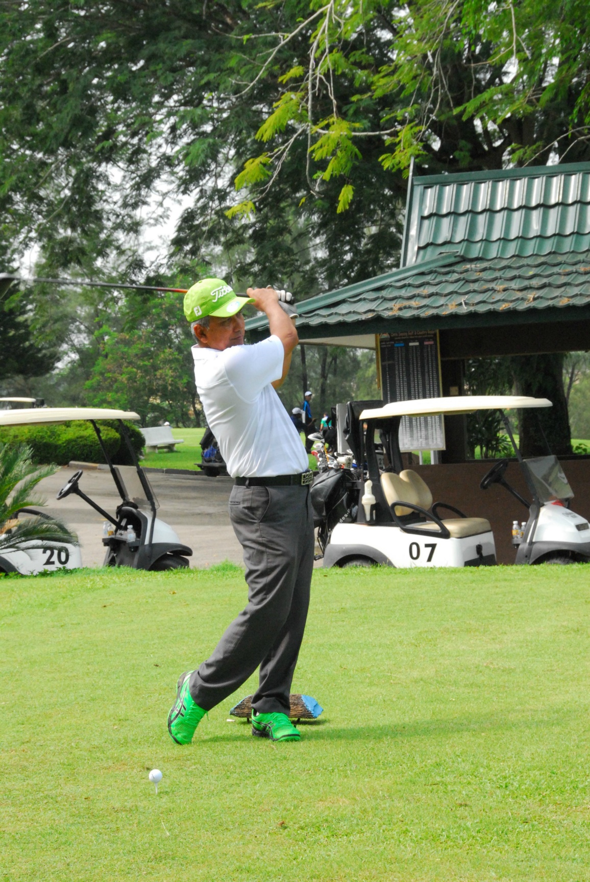 PRO15 157 GOLF DSC 0421.JPG